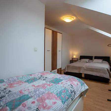 Lara Mezonet Tatry * Vel'ka Lomnica