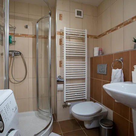 Lara Mezonet Tatry *