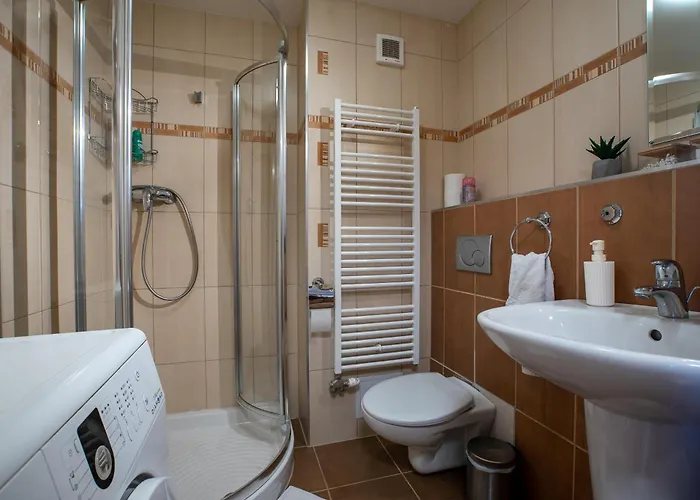 Lara Mezonet Tatry *